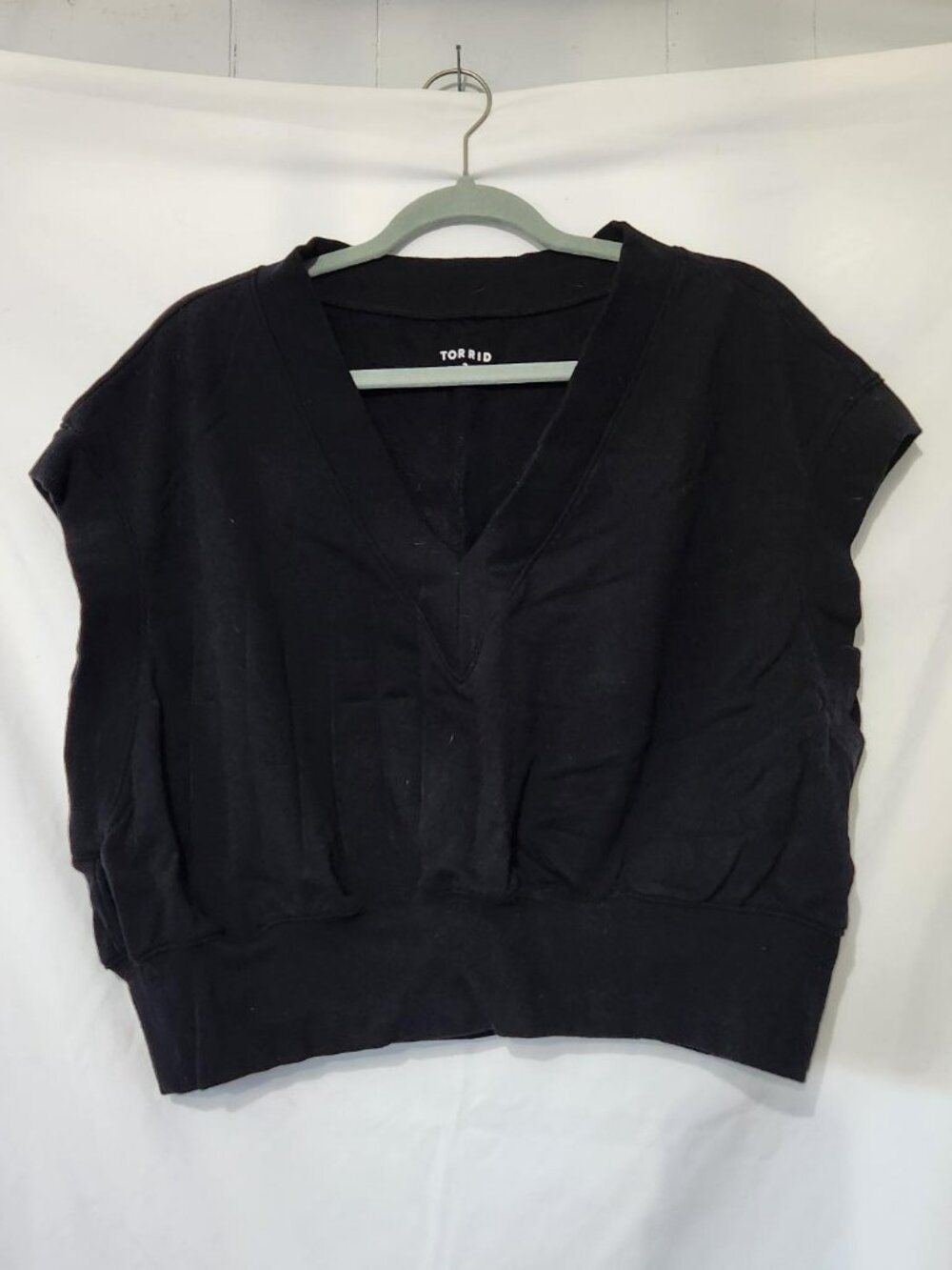 Torrid TRU Active Cropped Pullover Black Size 2